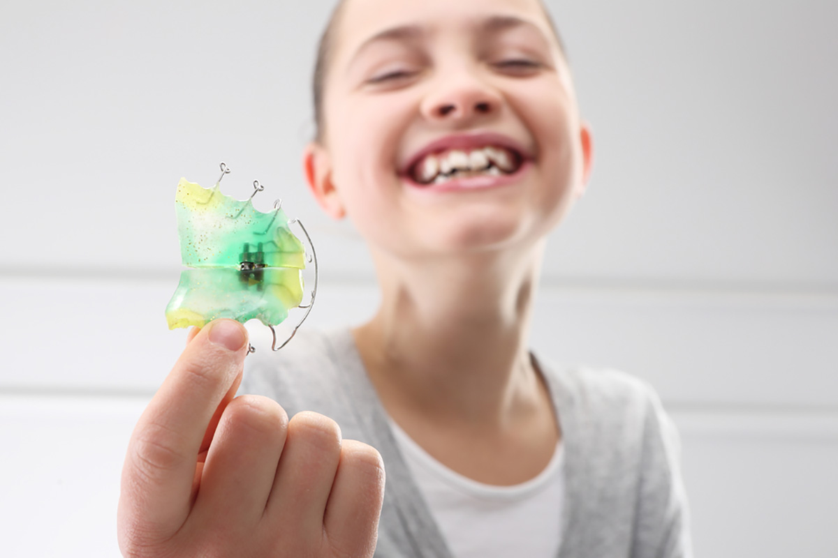 Permanent Or Removable Retainers: Which Is Right For You?